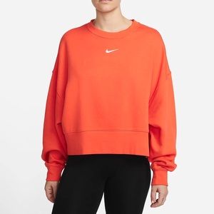 Nike Sportswear Collection Essentials Women's Oversized Fleece Crew Sweatshirt
